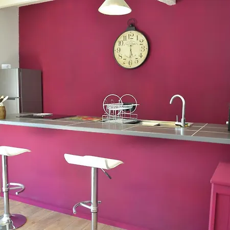 La Grange Aux Dames Bed & Breakfast *